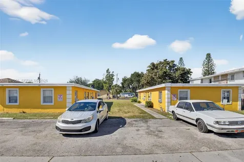 130 - 132 - 134 - 136 SW 8th Avenue Delray Beach FL 33444