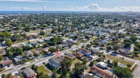 130 - 132 - 134 - 136 SW 8th Avenue Delray Beach FL 33444