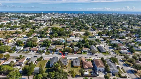 130 - 132 - 134 - 136 SW 8th Avenue Delray Beach FL 33444