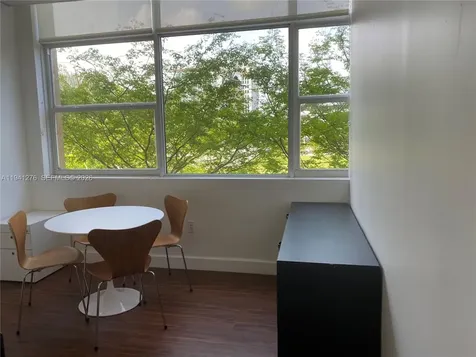 1607 Ponce De Leon Boulevard Coral Gables FL 33134