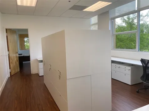 1607 Ponce De Leon Boulevard Coral Gables FL 33134