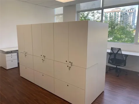 1607 Ponce De Leon Boulevard Coral Gables FL 33134