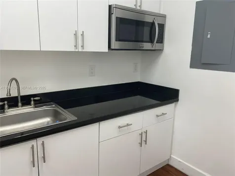 1607 Ponce De Leon Boulevard Coral Gables FL 33134