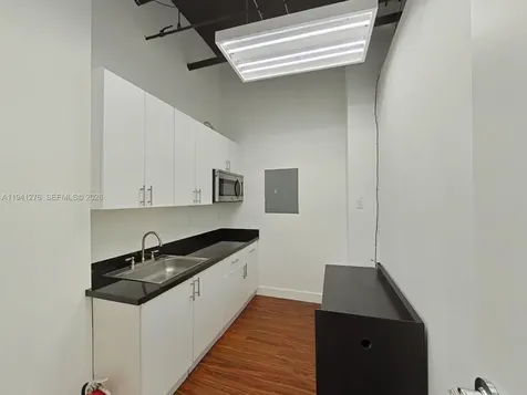 1607 Ponce De Leon Boulevard Coral Gables FL 33134