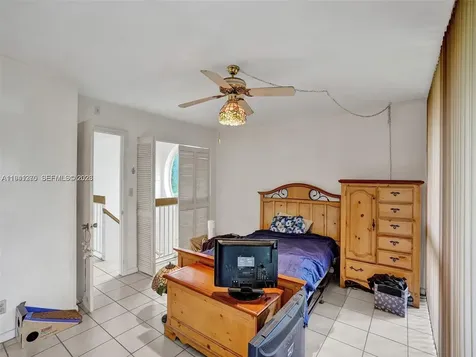 2910 SW 87th Terrace Davie FL 33328