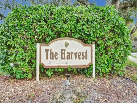 2910 SW 87th Terrace Davie FL 33328