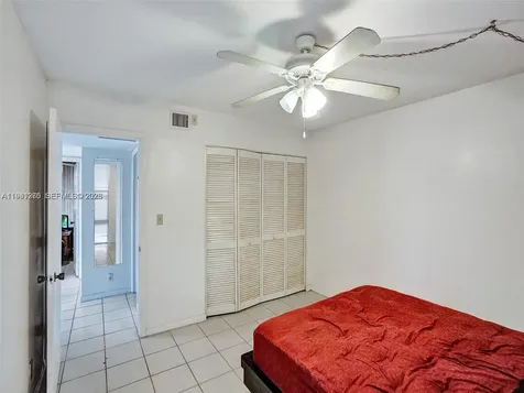 2910 SW 87th Terrace Davie FL 33328