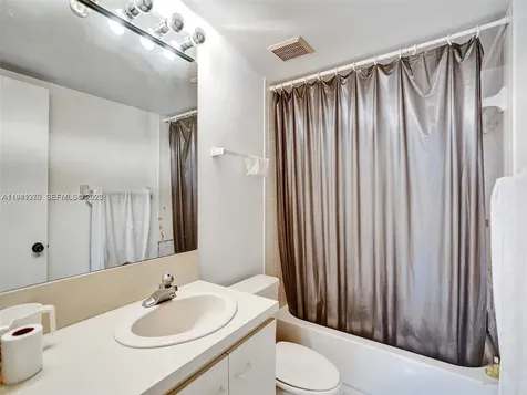 2910 SW 87th Terrace Davie FL 33328