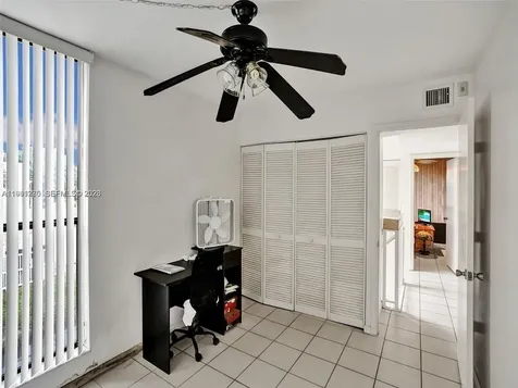 2910 SW 87th Terrace Davie FL 33328