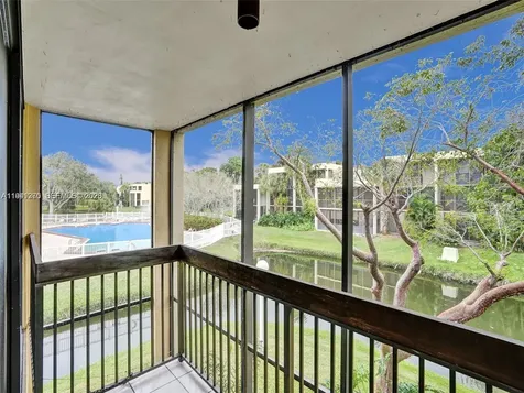 2910 SW 87th Terrace Davie FL 33328