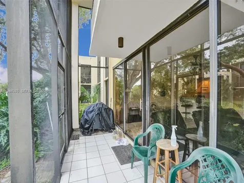 2910 SW 87th Terrace Davie FL 33328
