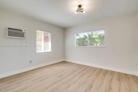 2922 S Le Jeune Road Coral Gables FL 33134