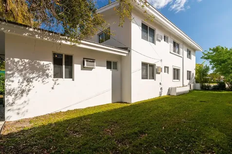 2922 S Le Jeune Road Coral Gables FL 33134