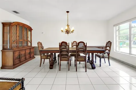 8492 SW 102nd Street Miami FL 33156