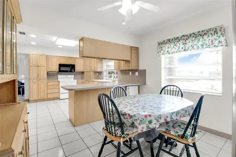8492 SW 102nd Street Miami FL 33156