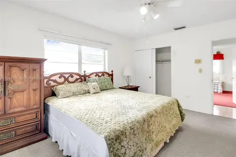 8492 SW 102nd Street Miami FL 33156