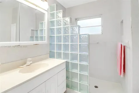 8492 SW 102nd Street Miami FL 33156