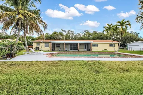 8492 SW 102nd Street Miami FL 33156