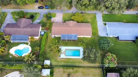 8492 SW 102nd Street Miami FL 33156