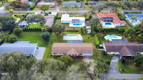 8492 SW 102nd Street Miami FL 33156