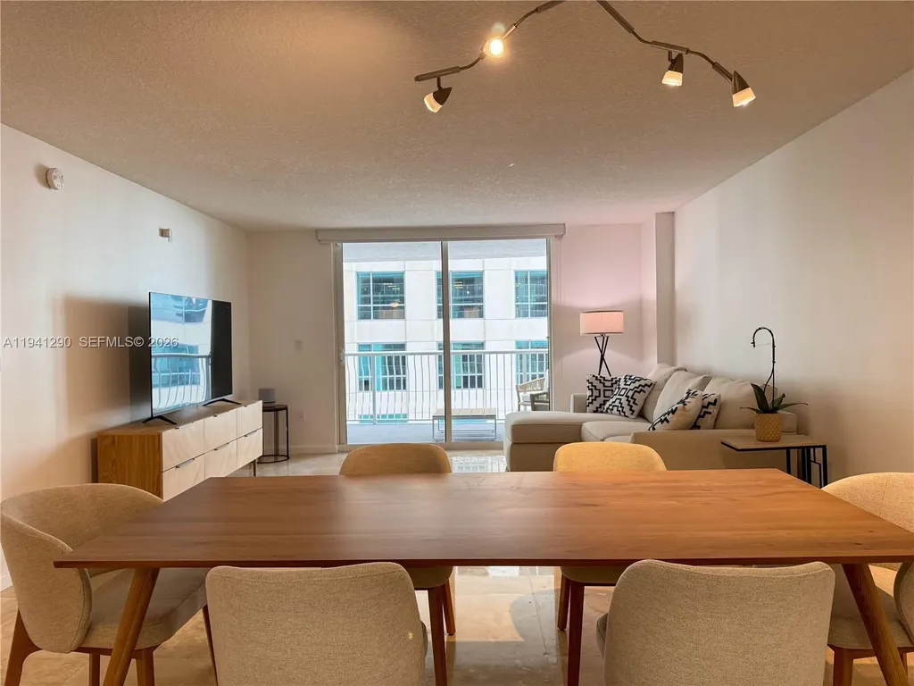 1200 Brickell Bay Drive Miami FL 33131