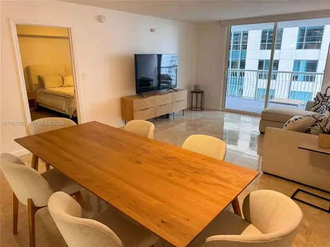 1200 Brickell Bay Drive Miami FL 33131