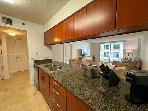1200 Brickell Bay Drive Miami FL 33131