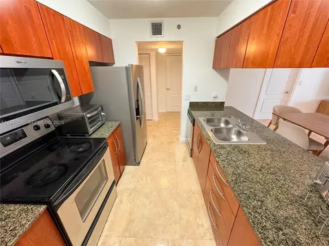 1200 Brickell Bay Drive Miami FL 33131