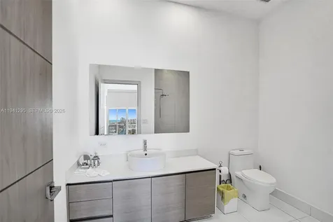 2600 E Hallandale Beach Boulevard Hallandale Beach FL 33009