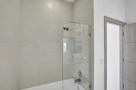 2600 E Hallandale Beach Boulevard Hallandale Beach FL 33009