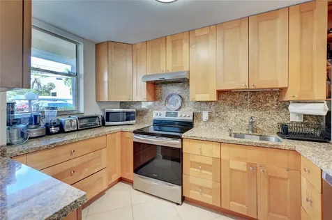 5321 NE 24th Terrace Fort Lauderdale FL 33308