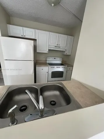 2701 Riverside Drive Coral Springs FL 33065