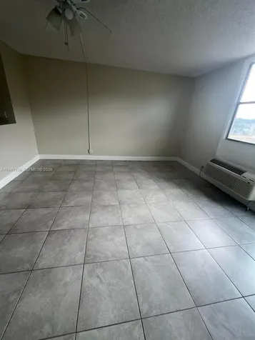 2701 Riverside Drive Coral Springs FL 33065