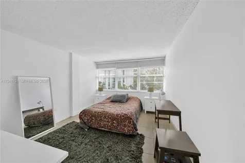 2016 Bay Drive Miami Beach FL 33141
