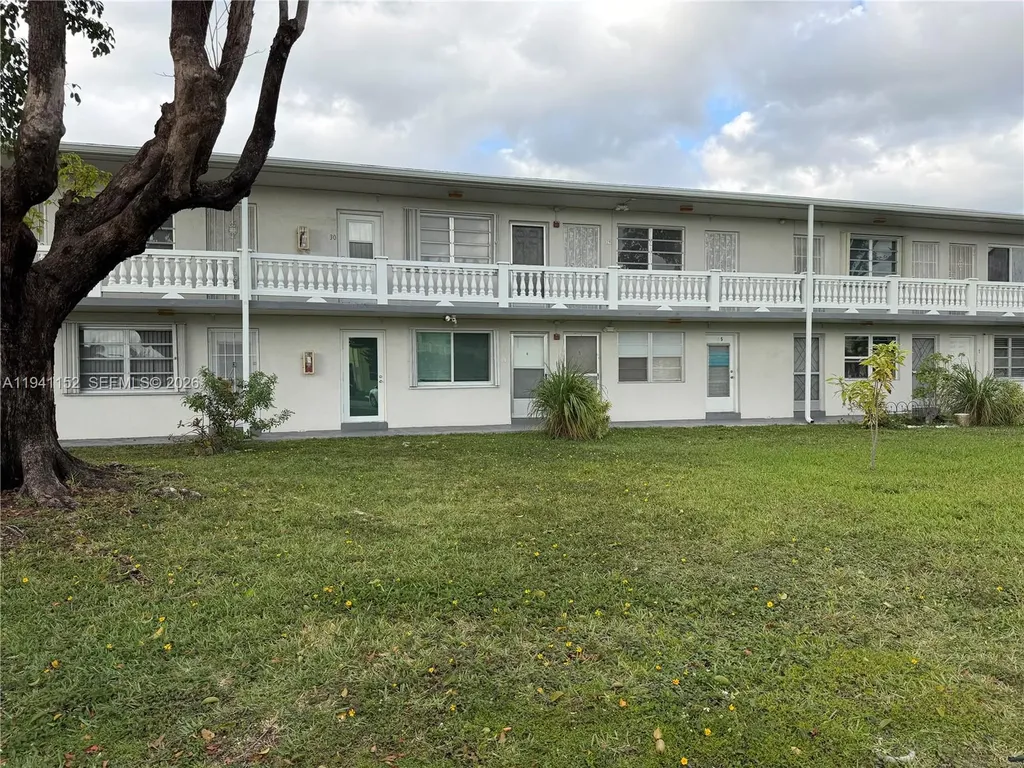 165 NE 203rd Terrace Miami Gardens FL 33179