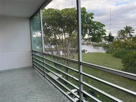 165 NE 203rd Terrace Miami Gardens FL 33179