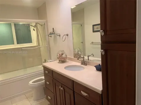 6611 Mckinley Street Hollywood FL 33024