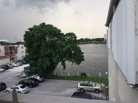 5505 NW 7th Street Miami FL 33126