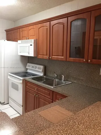 5505 NW 7th Street Miami FL 33126