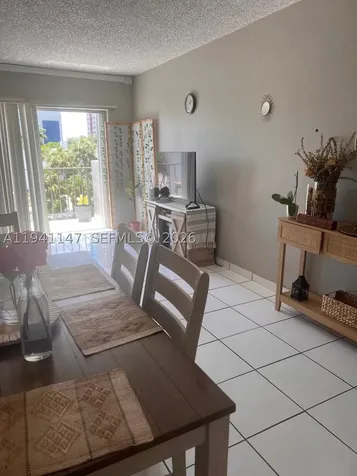 5505 NW 7th Street Miami FL 33126