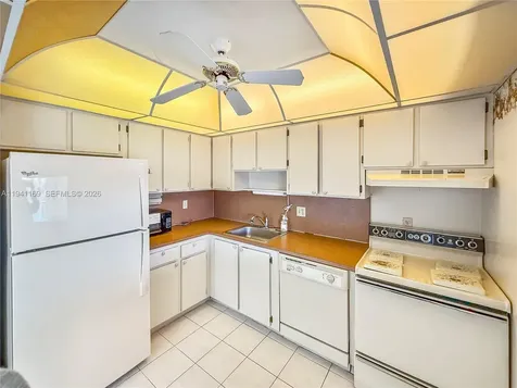 16570 NE 26th Avenue North Miami Beach FL 33160