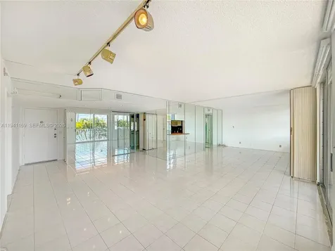 16570 NE 26th Avenue North Miami Beach FL 33160