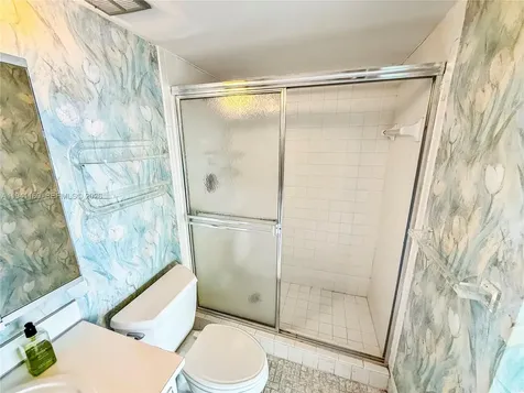 16570 NE 26th Avenue North Miami Beach FL 33160