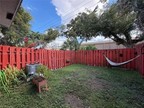10332 NW 3rd Street Pembroke Pines FL 33026