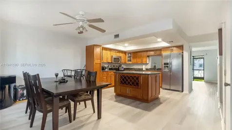 9487 NW 42nd Street Sunrise FL 33351