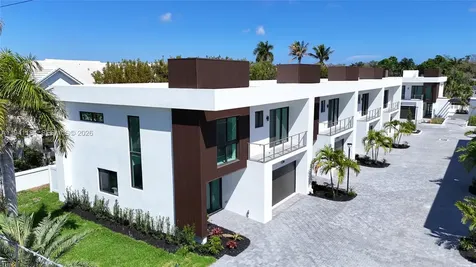 4656 SW 32nd Avenue Dania Beach FL 33312