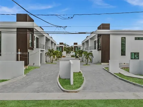 4656 SW 32nd Avenue Dania Beach FL 33312