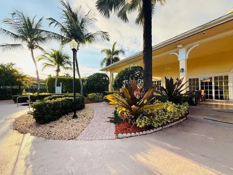 2279 NE 42nd Circle Homestead FL 33033