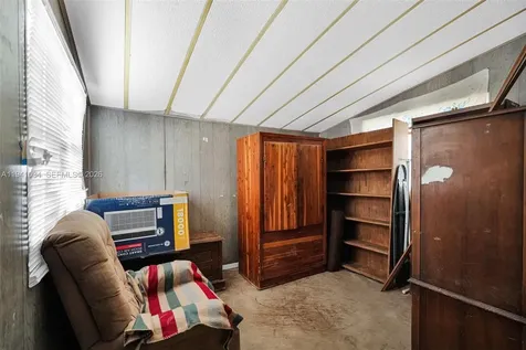 251 Avenue O Riviera Beach FL 33404