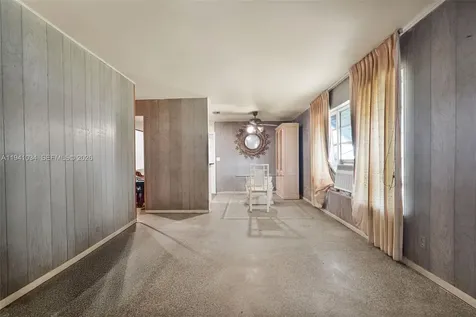 251 Avenue O Riviera Beach FL 33404